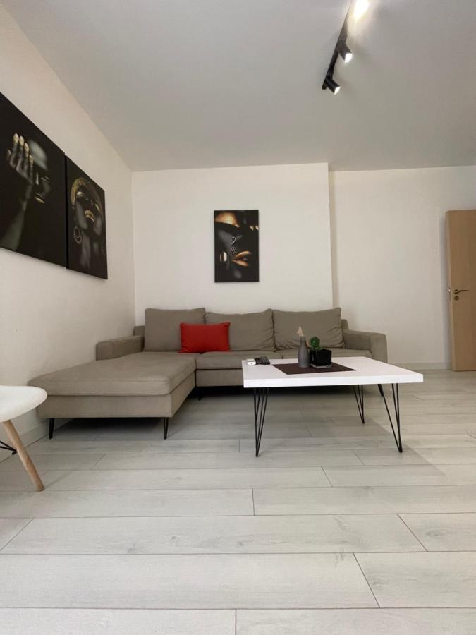 Your Apartment Tirana City Centre 外观 照片